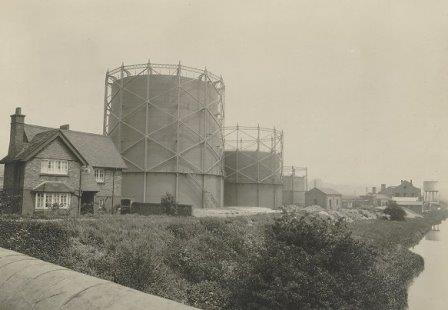 Gas works_bk2251_2
