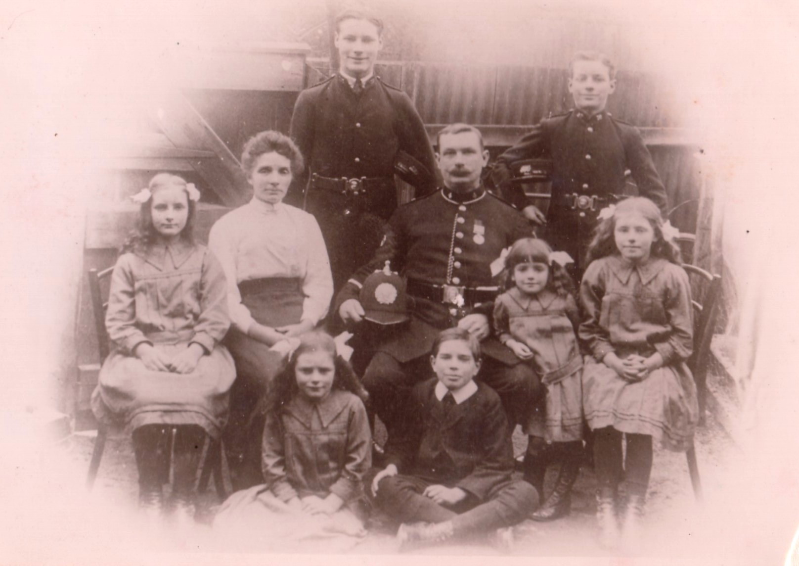Harry Garnett Hay (centre) with family