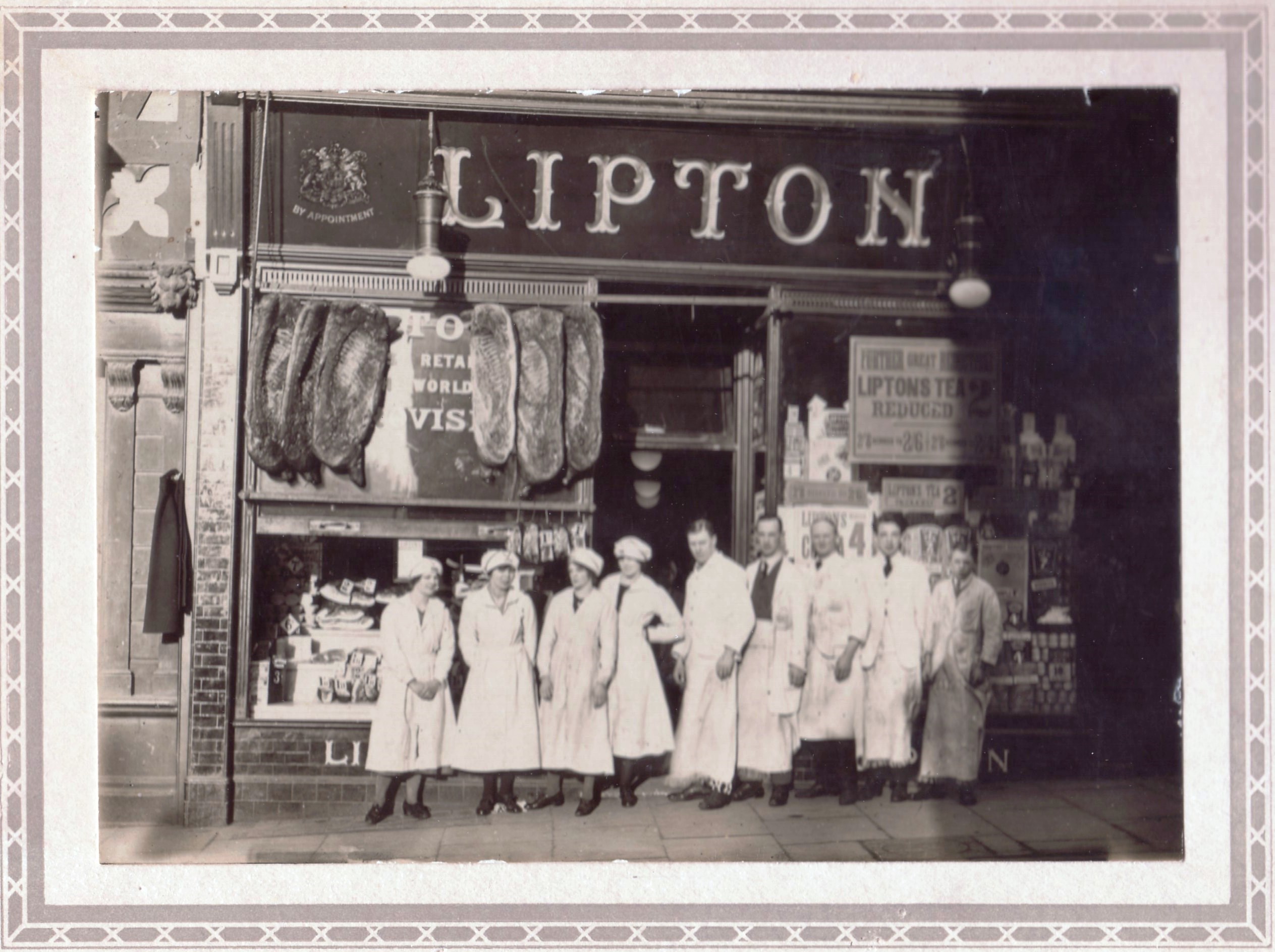 Ella Lybiah Humphries (on the left)